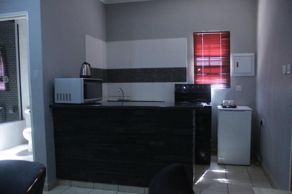 https://palapyeguesthouse.co.bw/wp-content/uploads/2025/04/e07a5020-a922-4063-8aad-6754536bb0e8.jpg